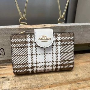 Coach Plaid medium corner zip Wallet